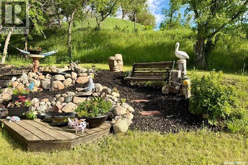 25 Qu'Appelle Drive W, Lumsden, SK 