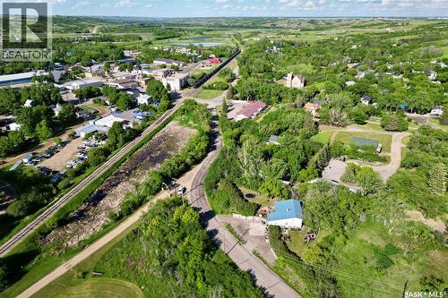 25 Qu'Appelle Drive W, Lumsden, SK 