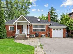 MAIN - 1366 APPLEWOOD ROAD  Mississauga, ON L5E 2M1