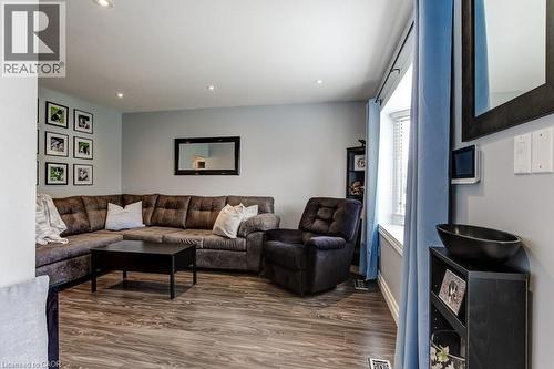 234 East 27Th Street, Hamilton, ON 