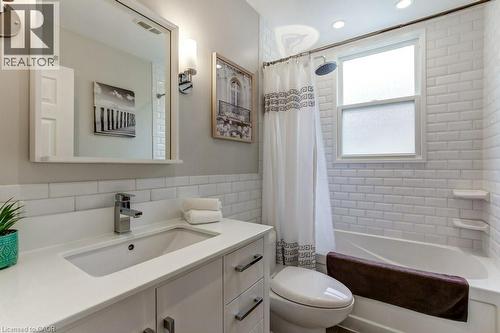 234 East 27Th Street, Hamilton, ON 