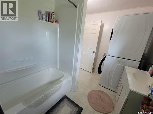 214 5Th Street, Denzil, SK 