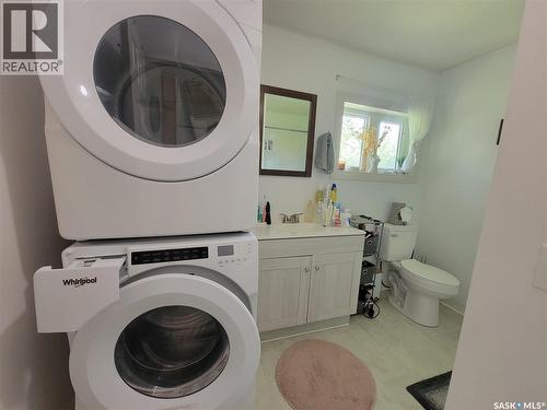 214 5Th Street, Denzil, SK 