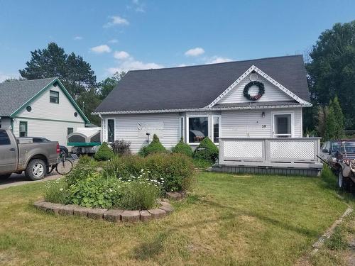 58 LAURIER Avenue  Terrace Bay, ON P0T 2W0