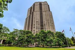 TPH6 - 25 KINGSBRIDGE GARDEN CIRCLE  Mississauga, ON L5R 4B1
