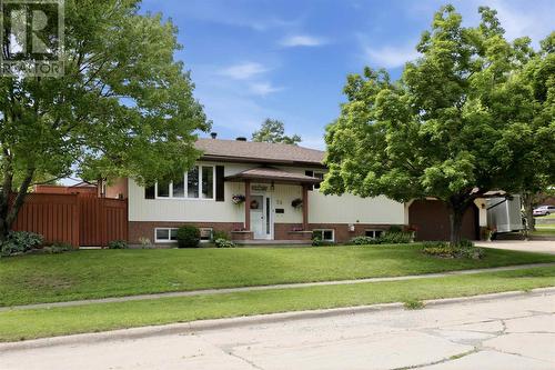 36 Parker AVE  Sault Ste. Marie, ON P6B 6A1