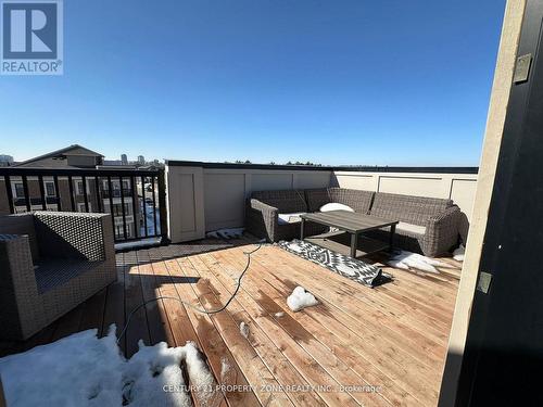 1216 Wheat Boom Drive, Oakville, ON 