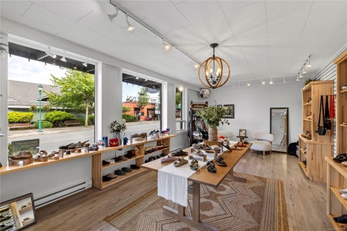 102 Second Ave West, Qualicum Beach, BC 
