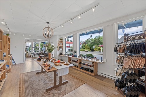 102 Second Ave West, Qualicum Beach, BC 