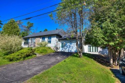 45  - 47 Rue Léonard  Saint-Sauveur, QC J0R 1R4