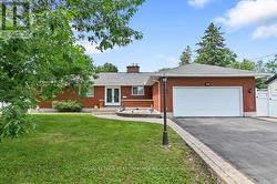 23 ELMA STREET  Ottawa, ON K1T 3W8
