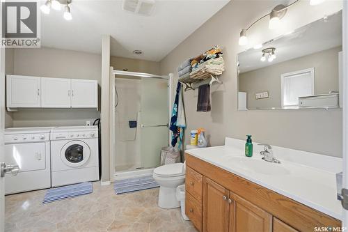 205 Bay Drive W, Christopher Lake, SK - Indoor Photo Showing Laundry Room