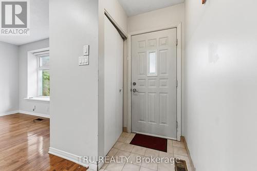 950 Meadowlands Drive, Ottawa, ON 