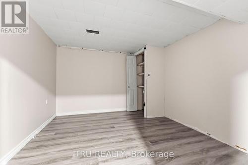 950 Meadowlands Drive, Ottawa, ON 