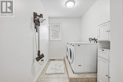 20 Degrow Crescent, Hamilton, ON 