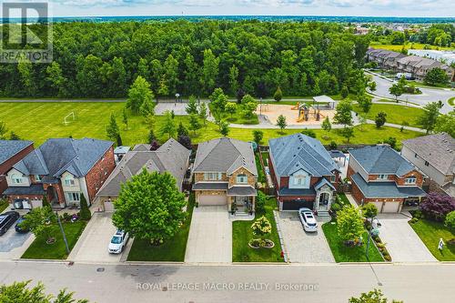 20 Degrow Crescent, Hamilton, ON 