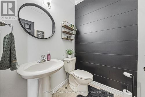 20 Degrow Crescent, Hamilton, ON 