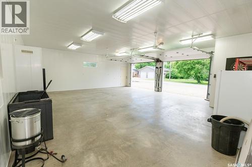 111 4Th Avenue, Coleville, SK - Indoor Photo Showing Other Room