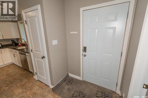 111 4Th Avenue, Coleville, SK - Indoor