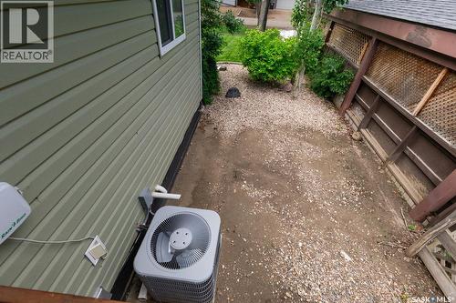 111 4Th Avenue, Coleville, SK - Outdoor