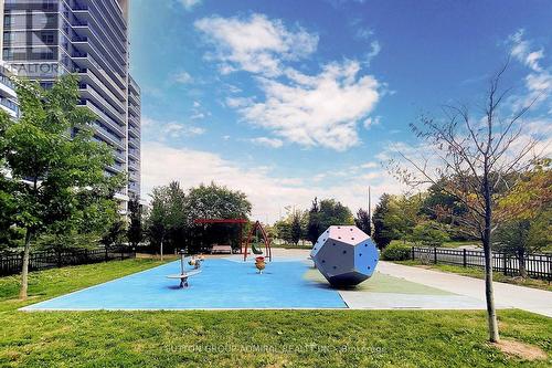 2703 - 7171 Yonge Street, Markham, ON 