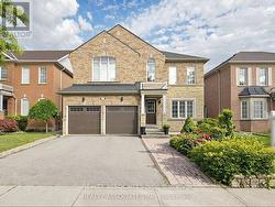 44 SHINING WILLOW CRESCENT  Brampton, ON L6P 2A2