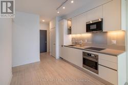 Modern kitchen - 