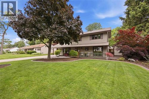 862 McKay AVENUE  Sarnia, ON N7V 3V4