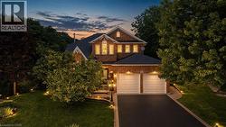 28 TAYWOOD Court  Hamilton, ON L9H 7A2