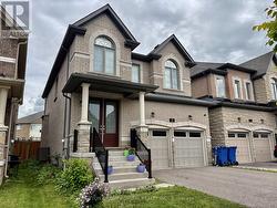55 DUGGAN STREET Aurora, ON L4G 0Y9