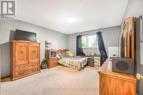28 Lampman Crescent, Thorold, ON 