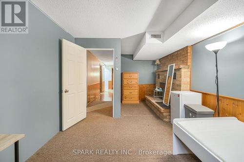 28 Lampman Crescent, Thorold, ON 