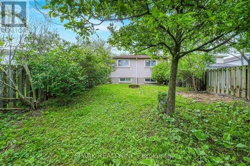 28 Lampman Crescent, Thorold, ON 