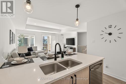 369 Olivenite Private, Ottawa, ON - Indoor Photo Showing Kitchen With Double Sink