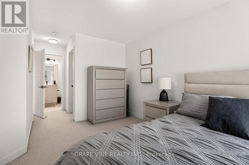 369 Olivenite Private, Ottawa, ON - Indoor Photo Showing Bedroom