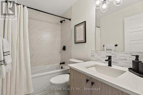 369 Olivenite Private, Ottawa, ON - Indoor Photo Showing Bathroom