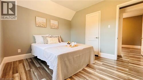 138 Glasgow Street, Kitchener, ON - Indoor Photo Showing Bedroom