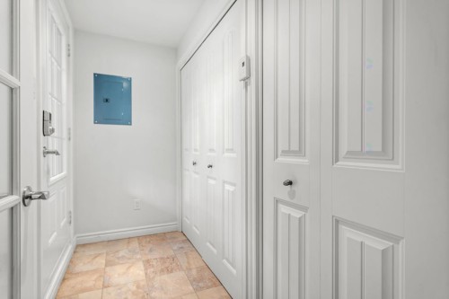 Hall d'entrée/Vestibule - 1423 Ch. De La Vallée-Bleue, Val-David, QC 