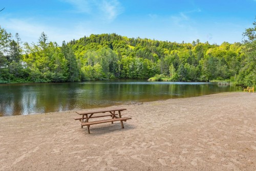 Accès au plan d'eau - 1423 Ch. De La Vallée-Bleue, Val-David, QC 