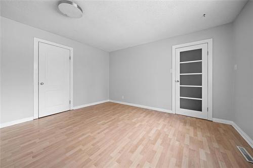 387 &-385 Earl Grey Rd, Winnipeg, MB 