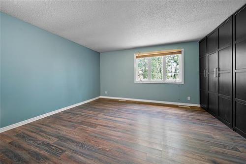 387 &-385 Earl Grey Rd, Winnipeg, MB 