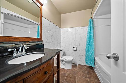 387 &-385 Earl Grey Rd, Winnipeg, MB 