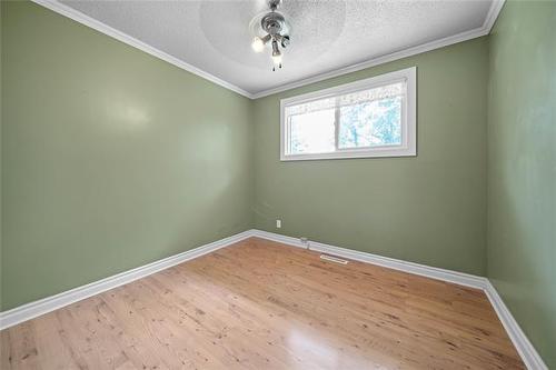387 &-385 Earl Grey Rd, Winnipeg, MB 