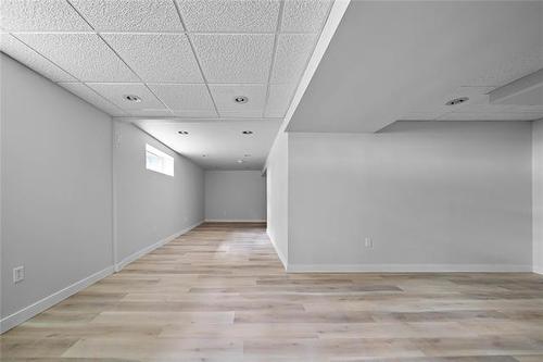 387 &-385 Earl Grey Rd, Winnipeg, MB 