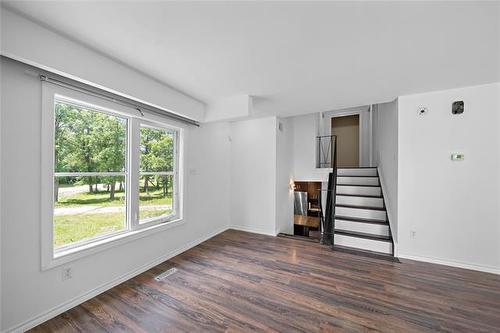 387 &-385 Earl Grey Rd, Winnipeg, MB 