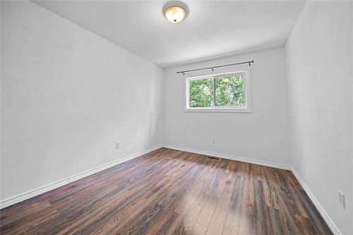 387 &-385 Earl Grey Rd, Winnipeg, MB 