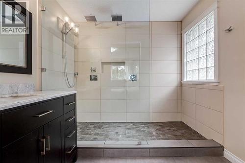 310 8 Avenue Ne, Calgary, AB 