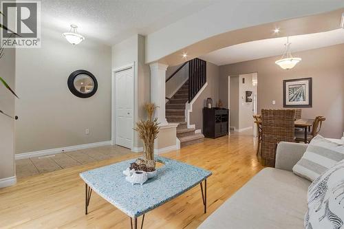 310 8 Avenue Ne, Calgary, AB 