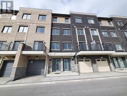 40 CLIPPERS CRESCENT  Whitchurch-Stouffville, ON L4A 4X7