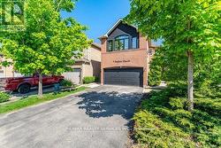 8 SAFARI COURT Brampton, ON L7A 1G8